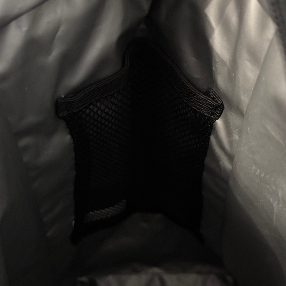Cannibal Corpse x Carhartt Tote/Cooler Bag. 2 Compartments. Insulated. - Picture 8 of 10